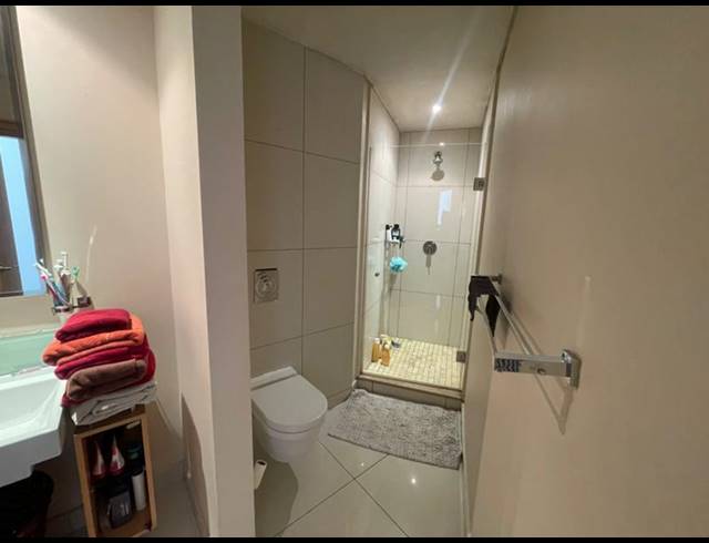 2 BEDROOM APARTMENT FOR SALE IN UMHLANGA CENTRAL
